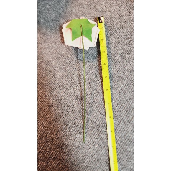 New Open Box Floroom Artificial Roses Flowers Blush Pink leaves Wires 18 Each - Picture 6 of 8